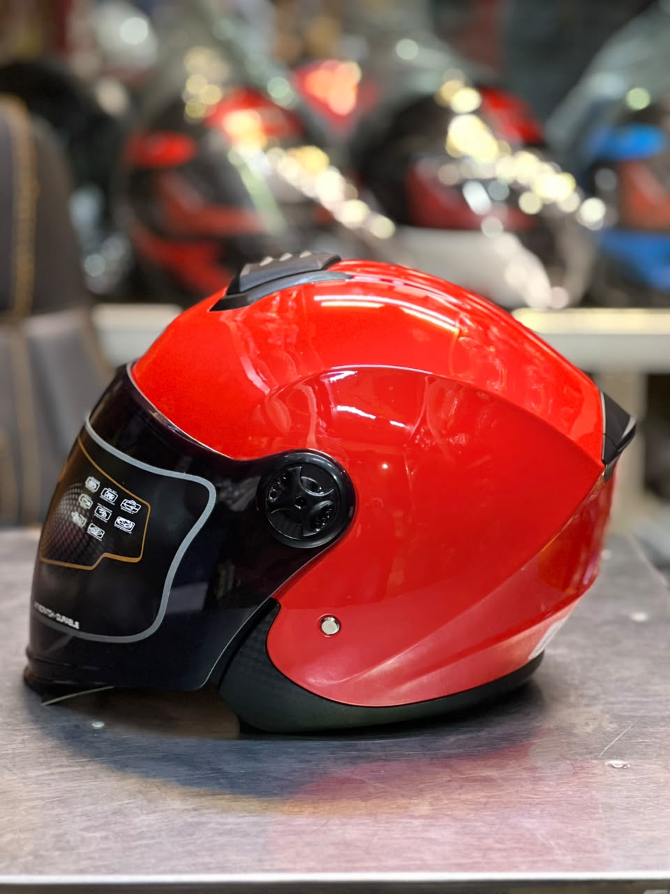 AR Half Face Glossy Red